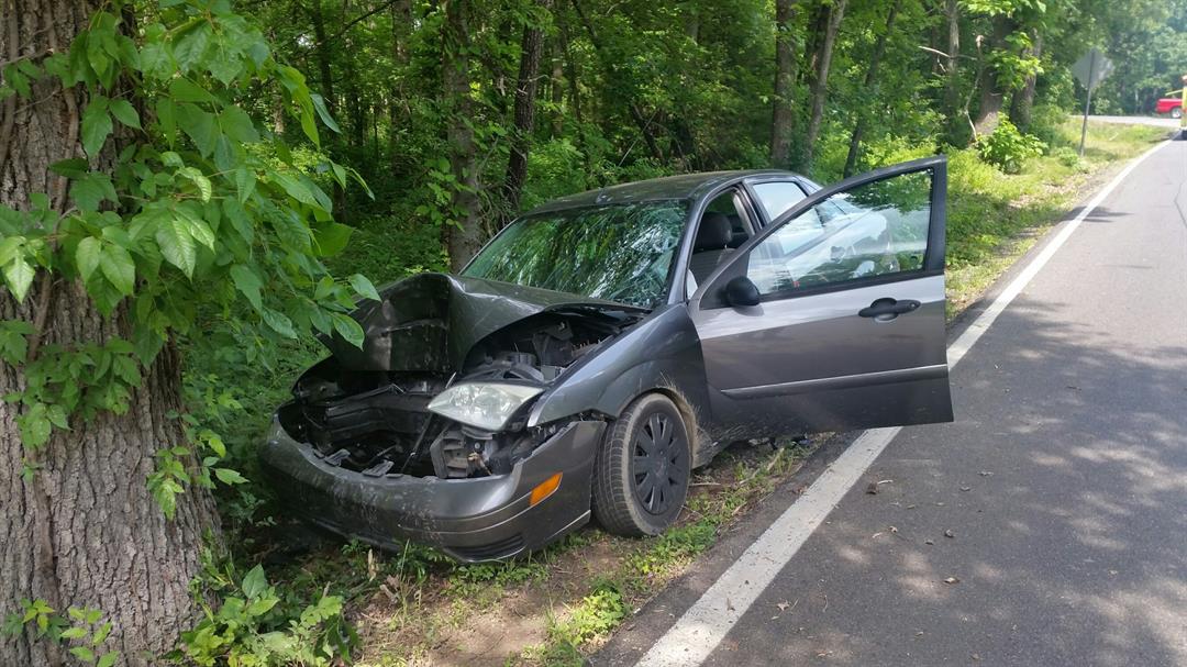 Sheriff's Department: Driver Injured When Car Hit Tree - WPSD Local 6 ...