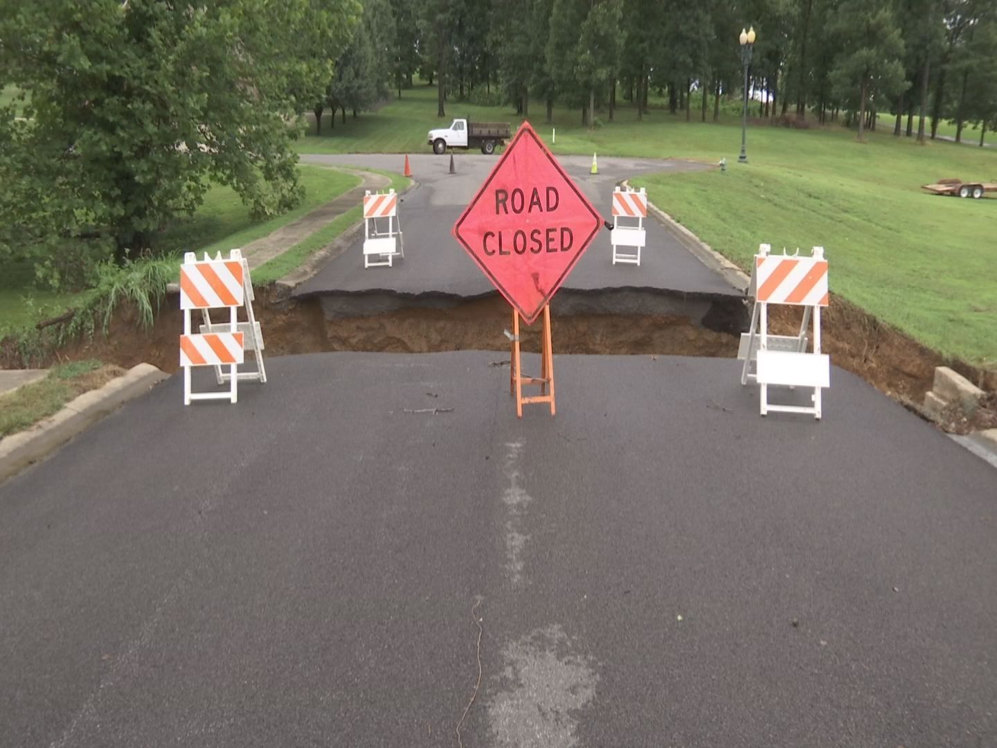 Flash flood creates fears of bridge collapse in Benton, KY WPSD Local
